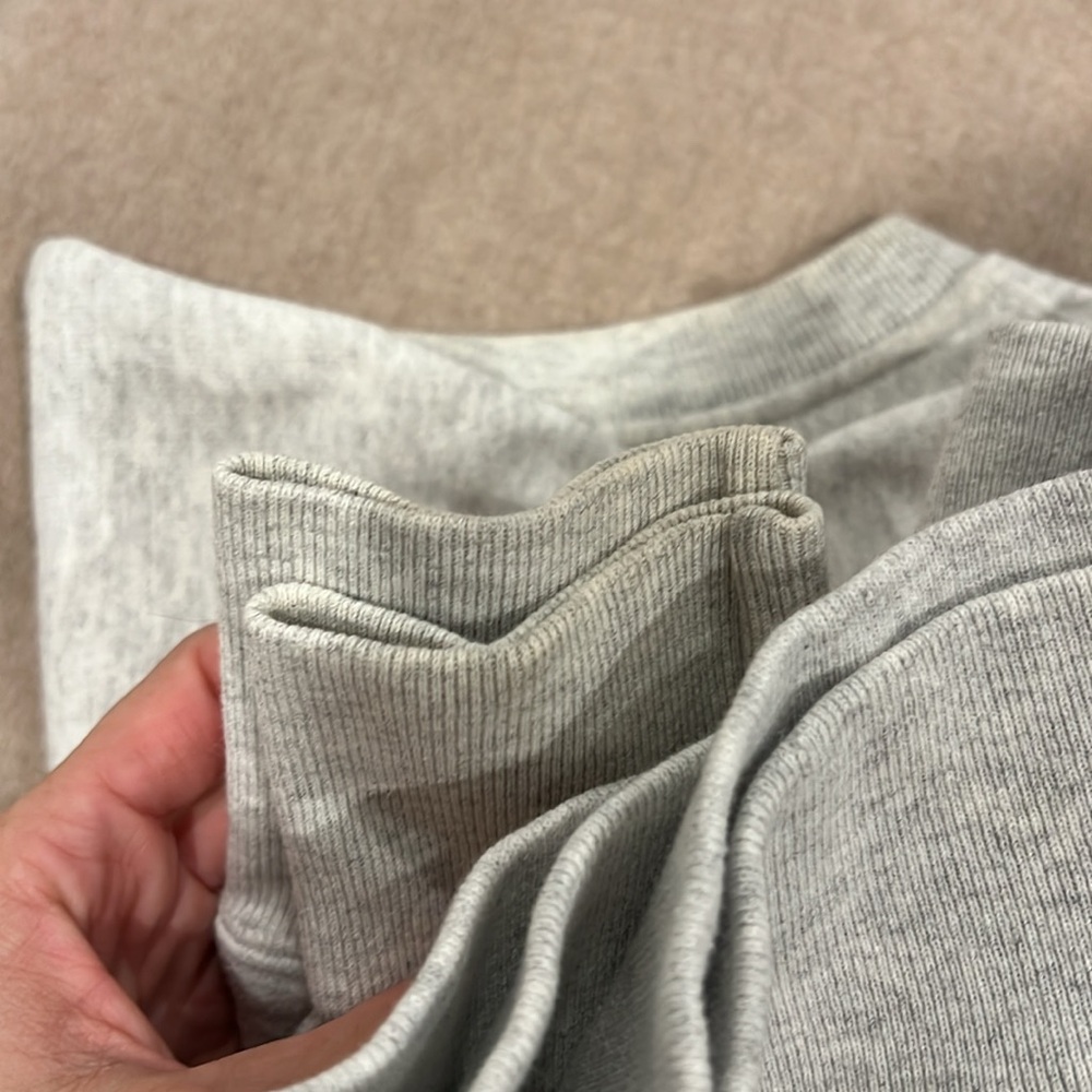 Vintage Gray NYU champion Sweatshirt sz Medium - Picture 6 of 7